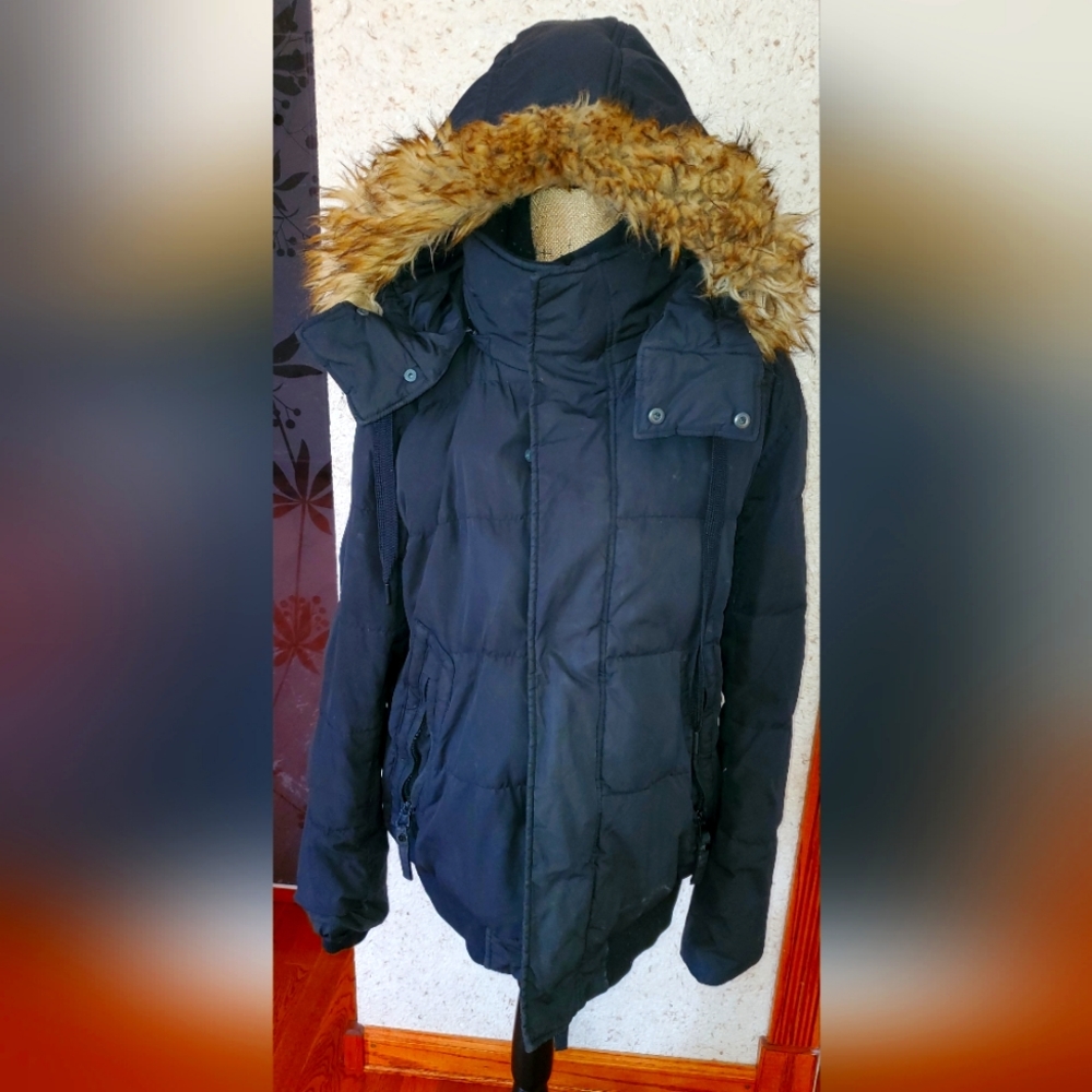 Mens  Jacketvwith hood.  Andrew Marc. Marc New York